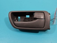 фото thumb №2, Ручка внутренняя перед правая toyota camry vi xv30 01-06