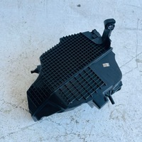 фото thumb №1, Корпус фильтра воздуха renault captur 165001258r