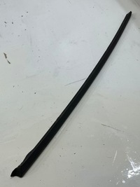 фото thumb №1, Планка прокладка скла перед права audi a7 c7