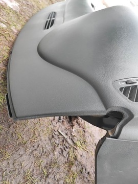 фото thumb №11, Панель консоль audi a6 c5 чёрная