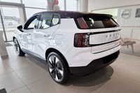 фото thumb №8, Накладка молдинг na бампер volvo ex 30 ex30 2023-