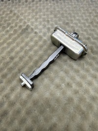 фото thumb №1, 79490d4000 ограничитель дверь правый задняя kia optima