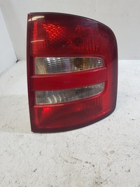 фото thumb №1, Лампа права задня skoda fabia 1