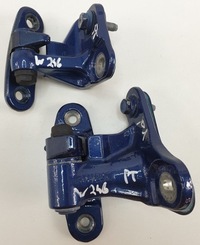 фото thumb №1, Петля петли дверь правый задняя mercedes w246 пара