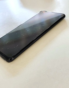 ПОВРЕЖДЕННЫЙ Смартфон OnePlus Nord CE 5G 8 ГБ / 128 ГБ 5G черный 67A70