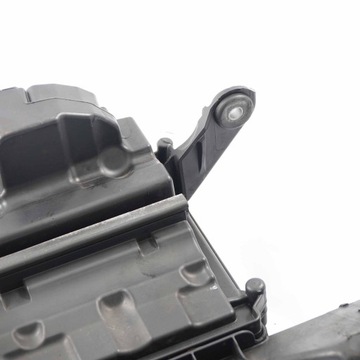 фото thumb №12, Mercedes w204 w212 om642 фильтр воздуха левый