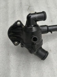 Термостат води шланг vw caddy 3 03l121065aj Доставка, фото thumb