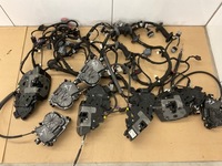 фото thumb №1, Jaguar xj x351 доводчик domyk soft close kpl