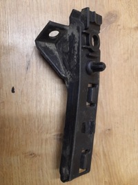 фото thumb №1, Направляющая бампера задняя правый peugeot partner ii