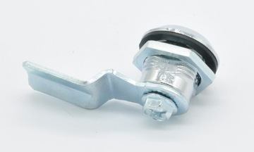 ЗАМОК ДЛЯ КОРОБКИ С ТРЕУГОЛЬНЫМ КЛЮЧОМ 9.1 FI 22x18 22 X 18 L= 59 ММ