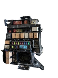 фото thumb №12, Hyundai i40 2013 рамка / модуль предохранителей