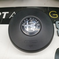 фото thumb №7, Giulia панель приладів консоль подушки безпеки ремені подушка безпеки