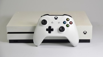 XBOX ONE S 1 ТБ + 2 планшета + 3 ИГРОВЫХ НАБОРА | ВОДИТЬ МАШИНУ