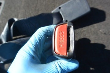 фото thumb №7, Застібка скоба ременя зад nissan maxima qx a33