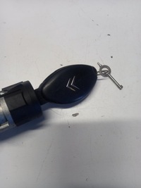 фото thumb №4, Замок запалювання з ключ citroen c5 lift