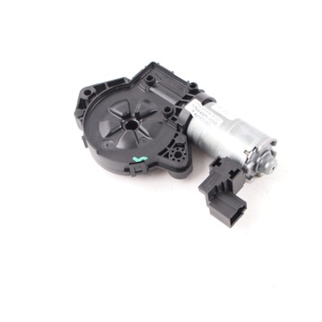 фото thumb №10, Mercedes w176 моторчик люк 0390200123