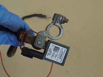 фото thumb №5, Клемма минусовая mercedes w204 w207 w212 a0009053002