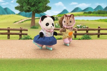 SYLVANIAN Families НА ВЕЛОСИПЕДЕ С ПАНДОЙ 5652