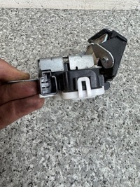 фото thumb №5, Замок крышки задняя mazda cx5 cx-5 2012-2017r