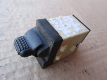 фото thumb №6, Cherokee liberty kj рестайлинг переключатель стёкла зад 39754d