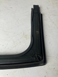 фото thumb №6, Рамка прокладка дверь левый задняя peugeot 208 хром