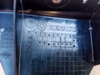 фото thumb №5, Renault clio v лівий напрямна бампера задня 2018r