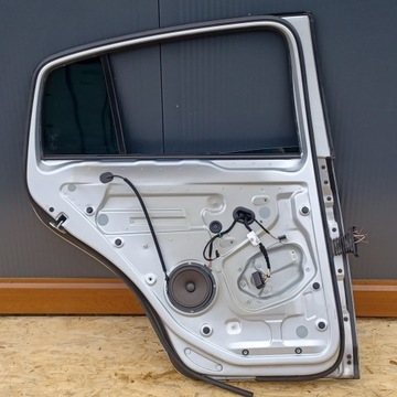 фото thumb №9, Двері лівий зад задні сріблястий golf v plus