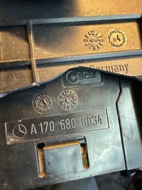 фото thumb №5, Рамка домкрата mercedes-benz slk r170 a1706800034