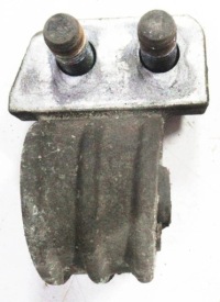 фото thumb №1, Volvo v70 v 70 ii 2.4 кронштейн подушка двигуна кронштейн