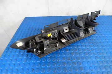 фото thumb №9, Защита боковина багажника левая правая зад 32239860 32239861 volvo v60 ii iii