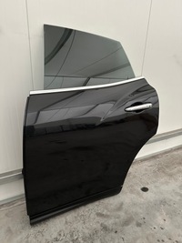 фото thumb №1, Maserati levante двері задня ліва повний демонтаж