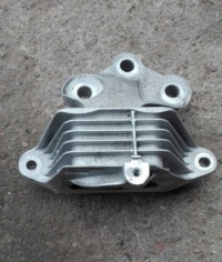 Купить Opel оригинальный номер 84248715 подушка кронштейн коробки, фото thumb