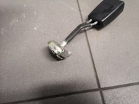 фото thumb №2, Застібка ременя безпеки audi a8 d2 4d0857740m