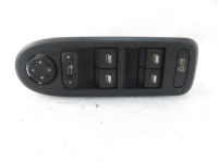 фото thumb №1, Панель окон peugeot 508 96662118zd