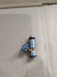 фото thumb №1, Форсунка топлива 2.0 turbo renault espace iv laguna ii h82064228