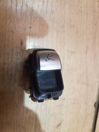 фото thumb №1, Переключатель открывания крышки mercedes w213