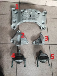 фото thumb №1, Кронштейн подушка audi a8 d3 4.2