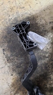 фото thumb №4, Потенціометр газу fiat punto 1.3d 03r