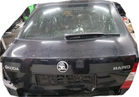 фото thumb №1, Стекло крышки задней - skoda rapid liftback 2016 r