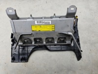 фото thumb №10, Приборная панель консоль подушка безопасности toyota yaris iii 3