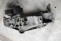 фото thumb №4, Кронштейн генератора renault master iii 117103703r