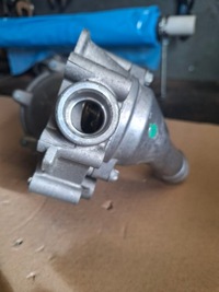 фото thumb №10, Насос води mercedes w140 новий 6052010101