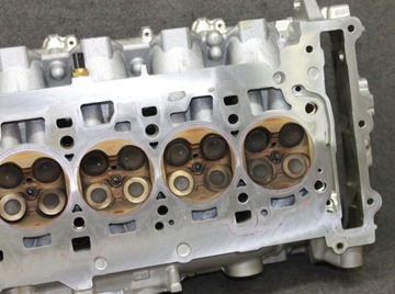 фото thumb №16, Bmw g30 g11 g14 g05 g06 g07 4.0i b58b30c головка комплектна вали - 8632293