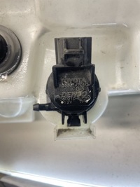 фото thumb №8, Бачок омивача lexus es 300h 6th gen 8531533460