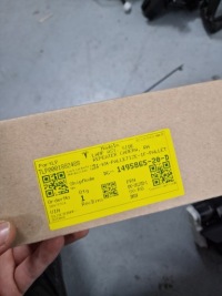 Tesla model 3 поворотник правый в Украине, фото thumb