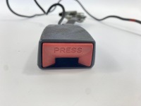 Кліпса поперечина безпеки лівий перед mercedes w124 ce coupe 1248606569 Ціна, фото thumb