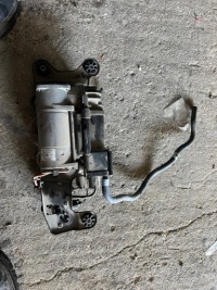 Купити Компресор насос підвіска bmw x5 x6 f15 f16, фото thumb