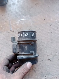 фото thumb №1, Витратомір renault clio iv 1.5 dci 8200299956