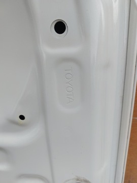 фото thumb №6, Капот toyota prius plus iv 20r белая 070