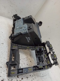 фото thumb №10, Peugeot 3008 i бардачок водія 9685168577